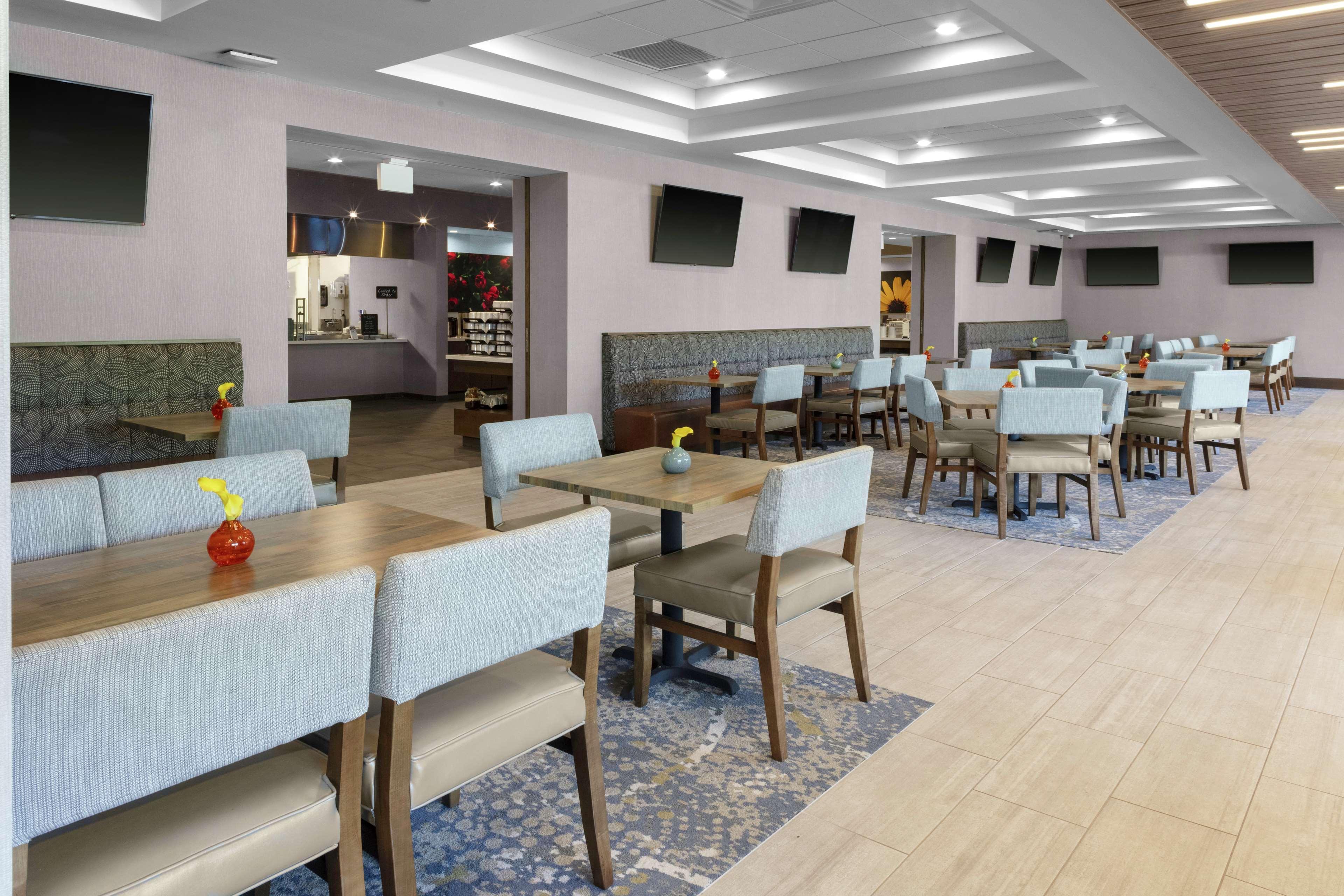Embassy Suites By Hilton Grand Rapids Downtown Exteriér fotografie